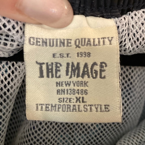 Men’s extra large, long swim trunks with tie and elastic waist band - Picture 6 of 7